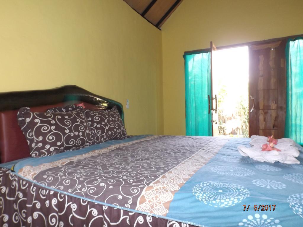 Aura Guest House Gili Air Extérieur photo