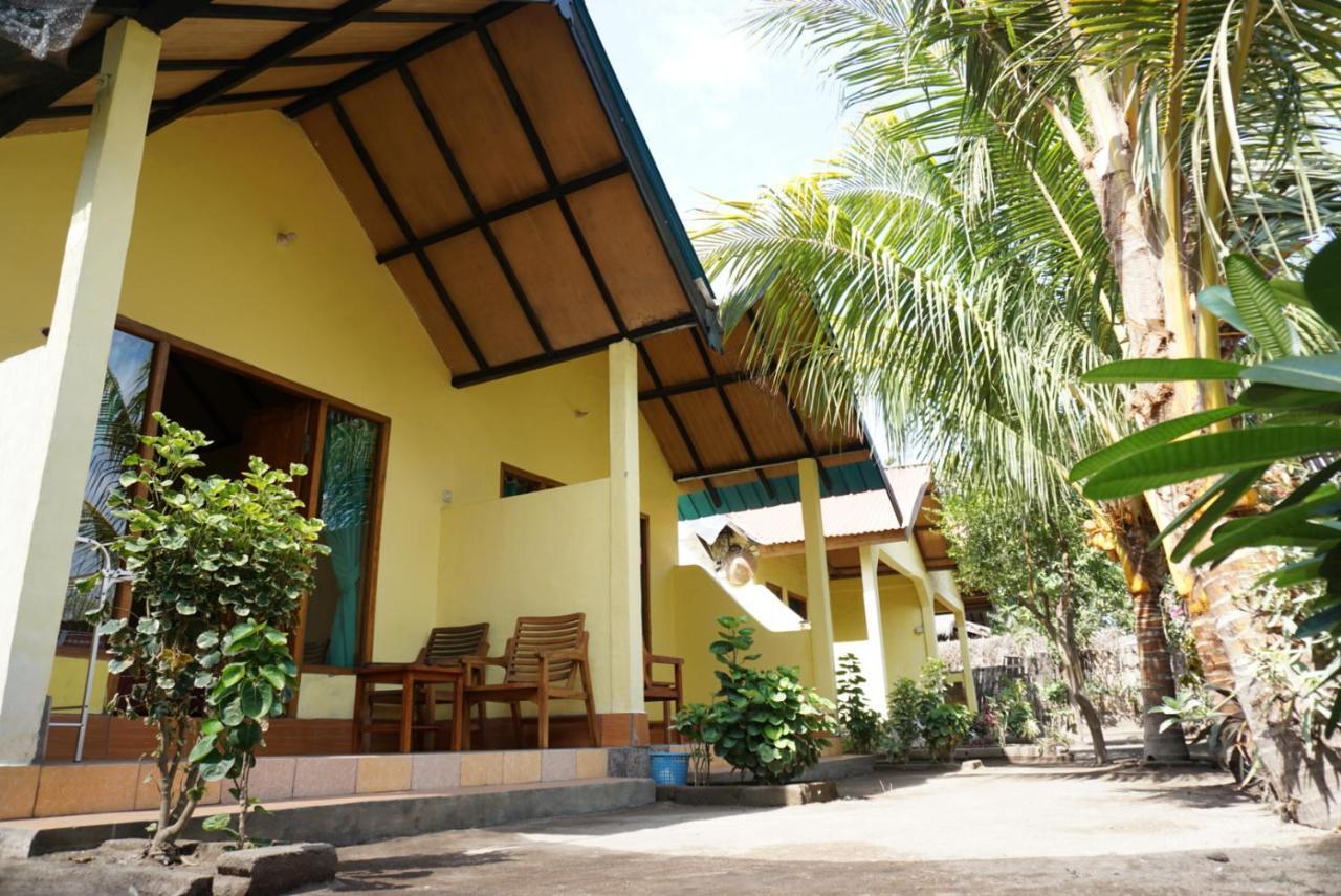 Aura Guest House Gili Air Extérieur photo